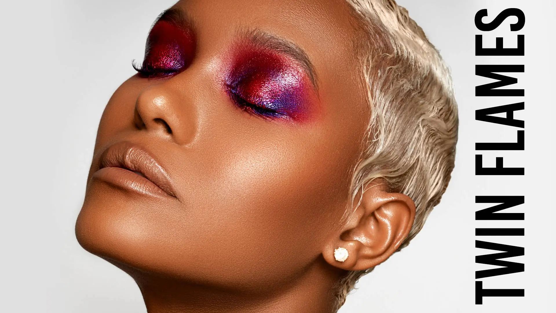 Twin Flames Danessa Myricks Twin Flames - Add extra sparkle to your eyes & face with this ethereal product - Product Category