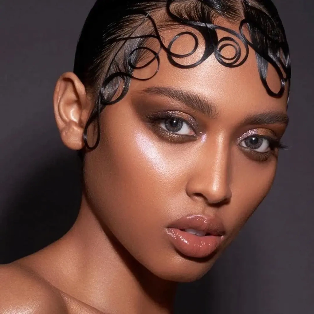 Danessa Myricks Evolution Powder #2.5 - Invisible Fair Medium Loose Powder - Hover